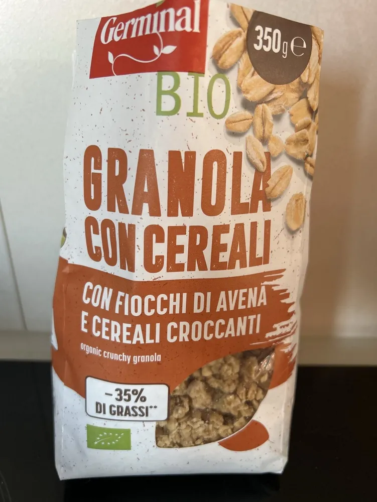 Granola Con Cereali Con Fiocchi D’avena E Cereali Croccanti