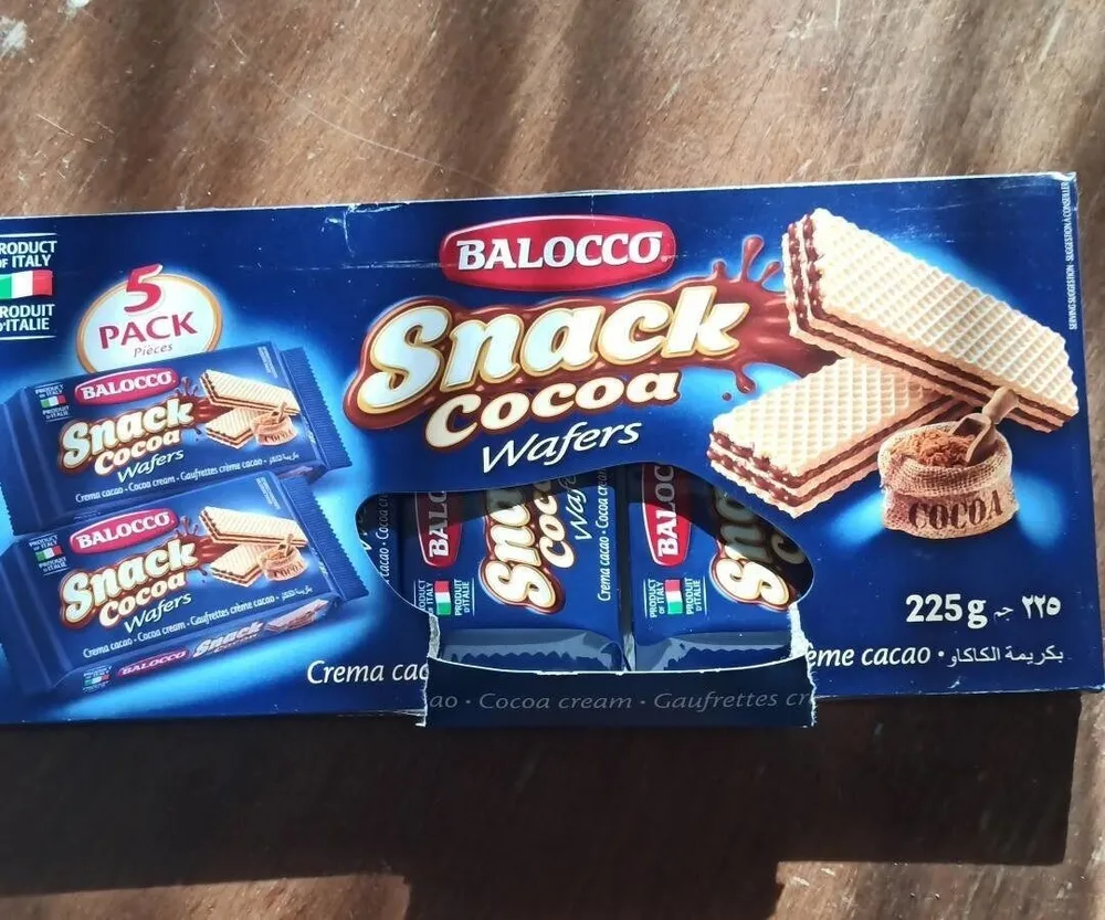Snack cocoa wafers