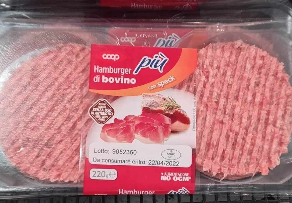 Hamburger di bovino con speck