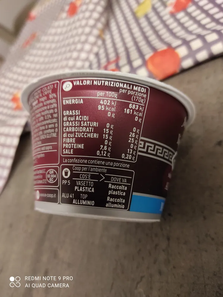 Yogurt Greco solo latte fresco greco al caffè