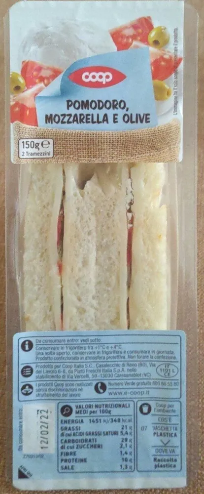 2 Tramezzini Pomodoro Mozzarella e Olive
