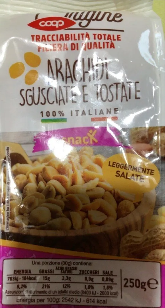 Arachidi sgusciate e tostate