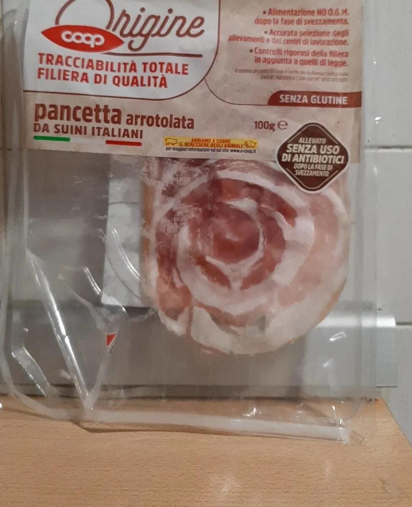Pancetta arrotolata