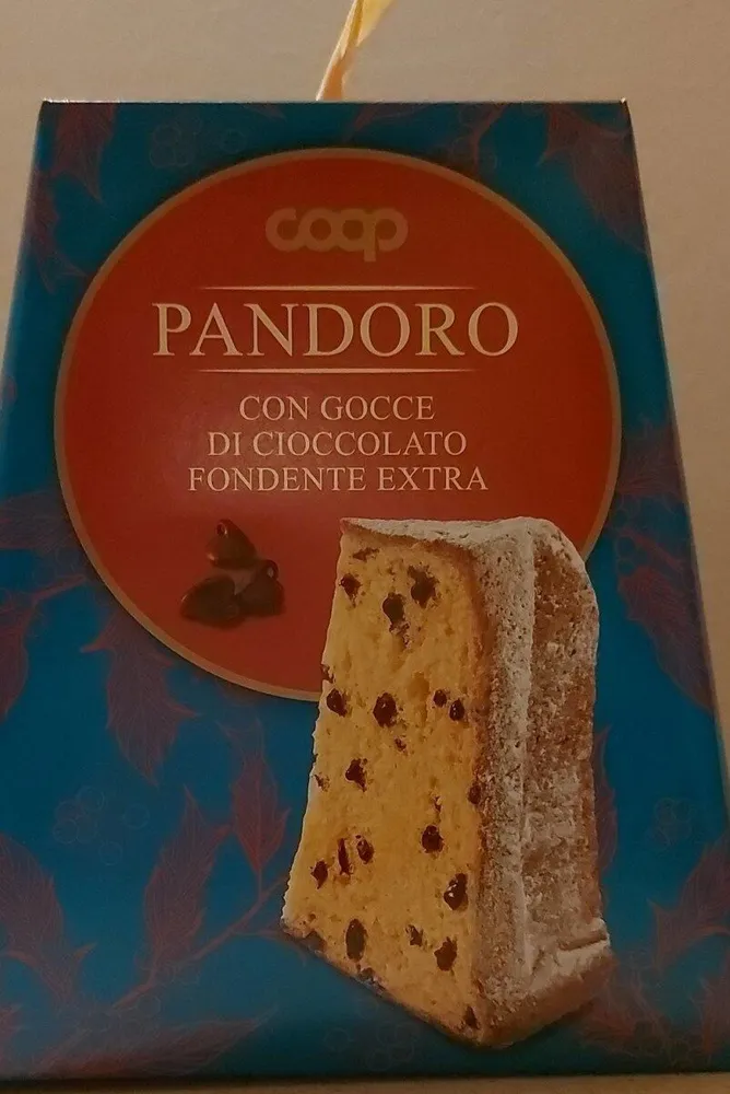 Pandoro con gocce di cioccolato fondente extra