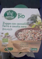 Zuppa con cannellini farro e cavolo nero