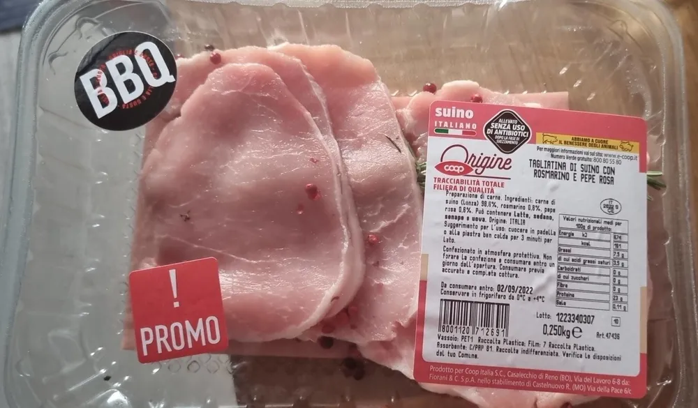 Tagliatina di suino con rosmarino e pepe rosa