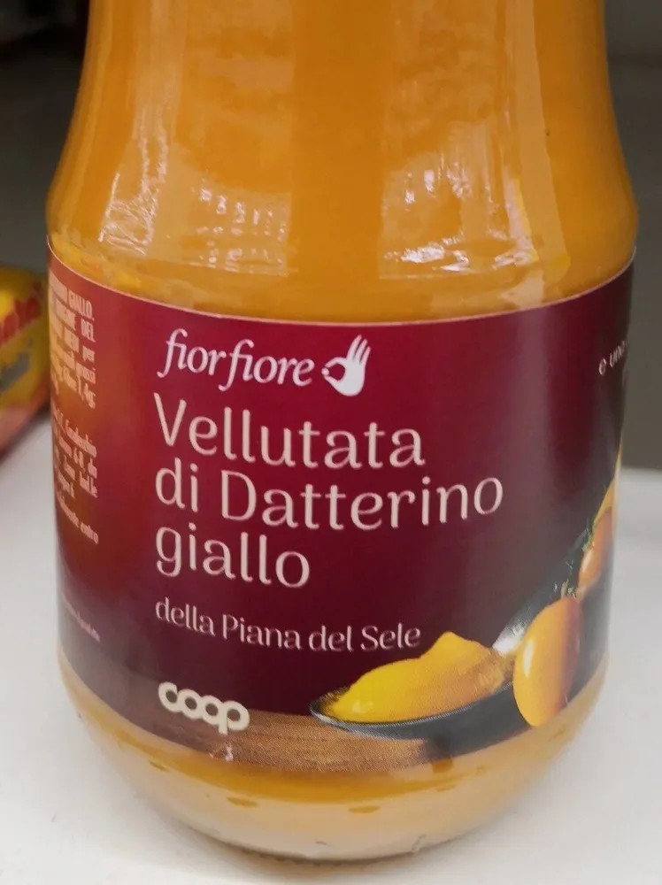 Vellutata di datterino giallo