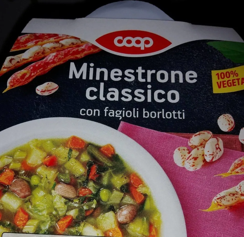 Minestrone classico con fagioli borlotti