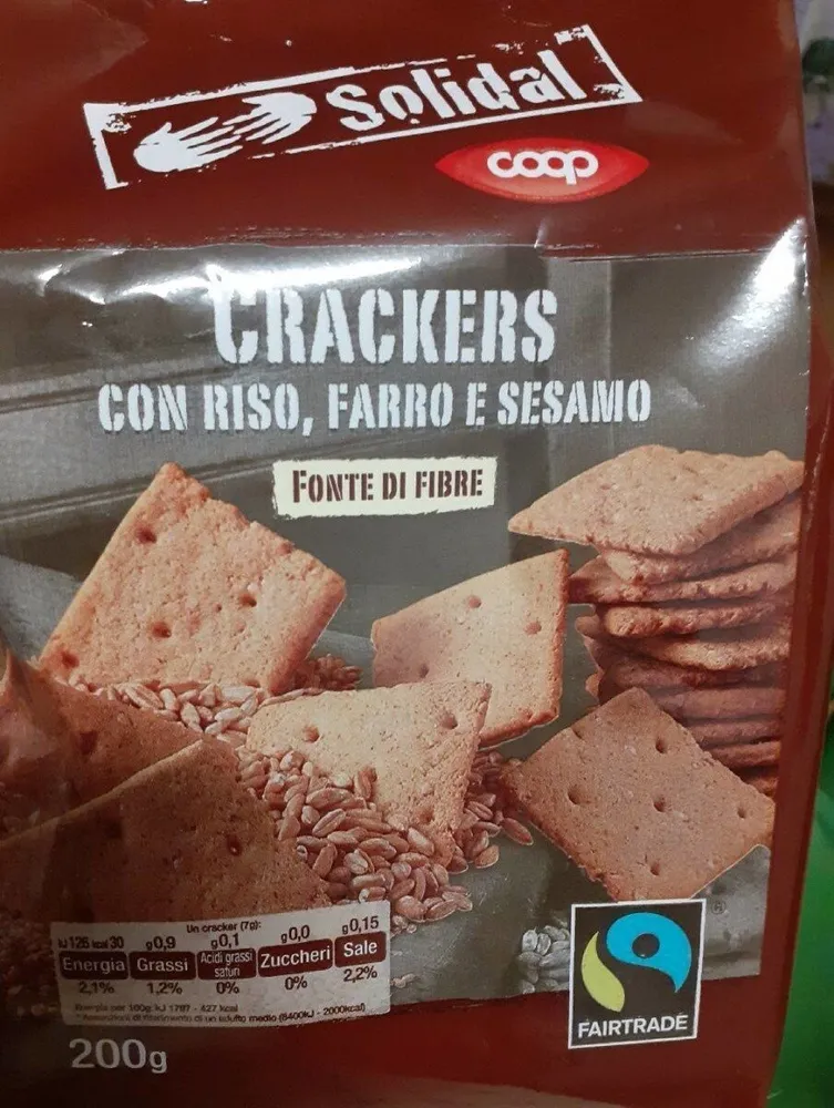 Crackers con riso farro e sesamo