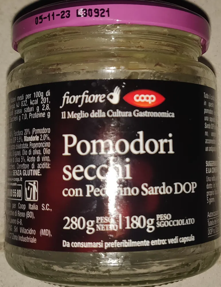 pomodori secchi con pecorino sardo DOP