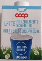 Latte UHT parzialmente scremato