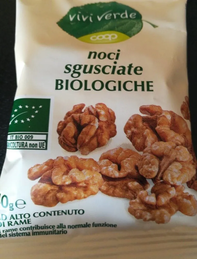 Noci sgusciate biologiche
