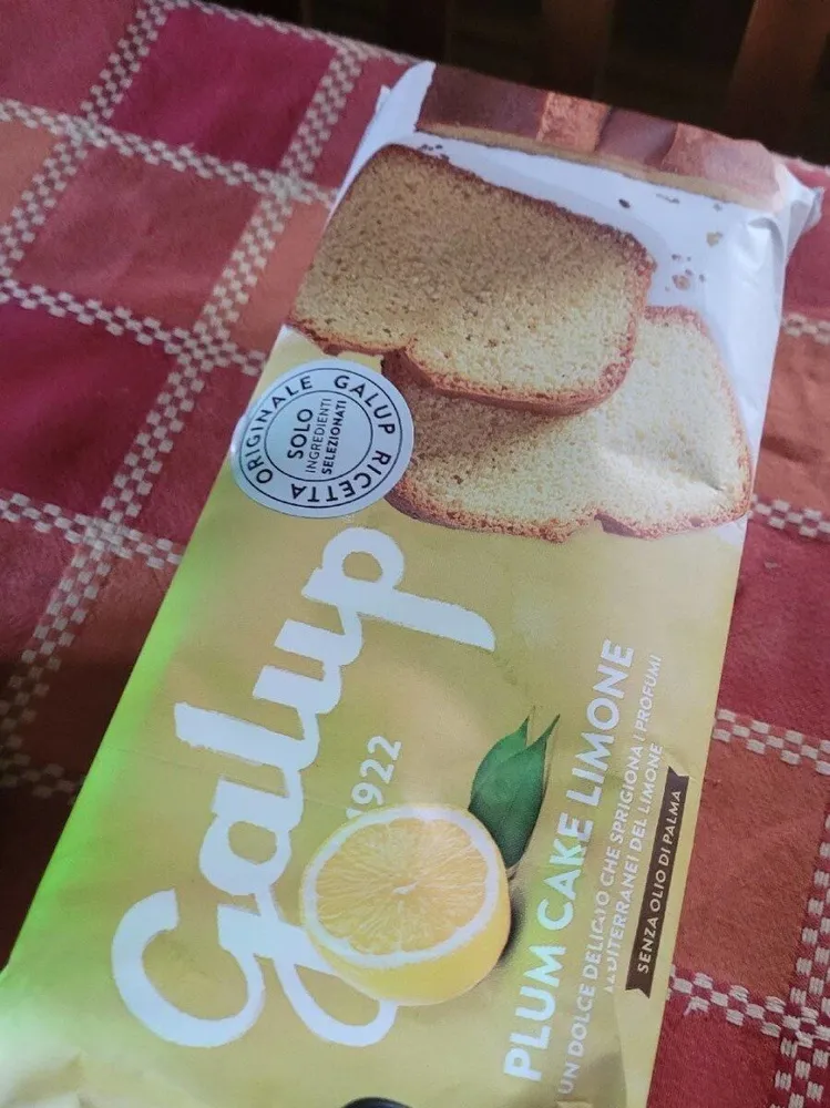 Plum cake limone
