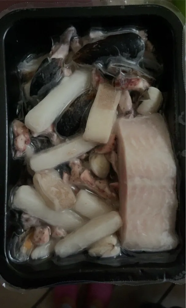 Zuppa di pesce congelata