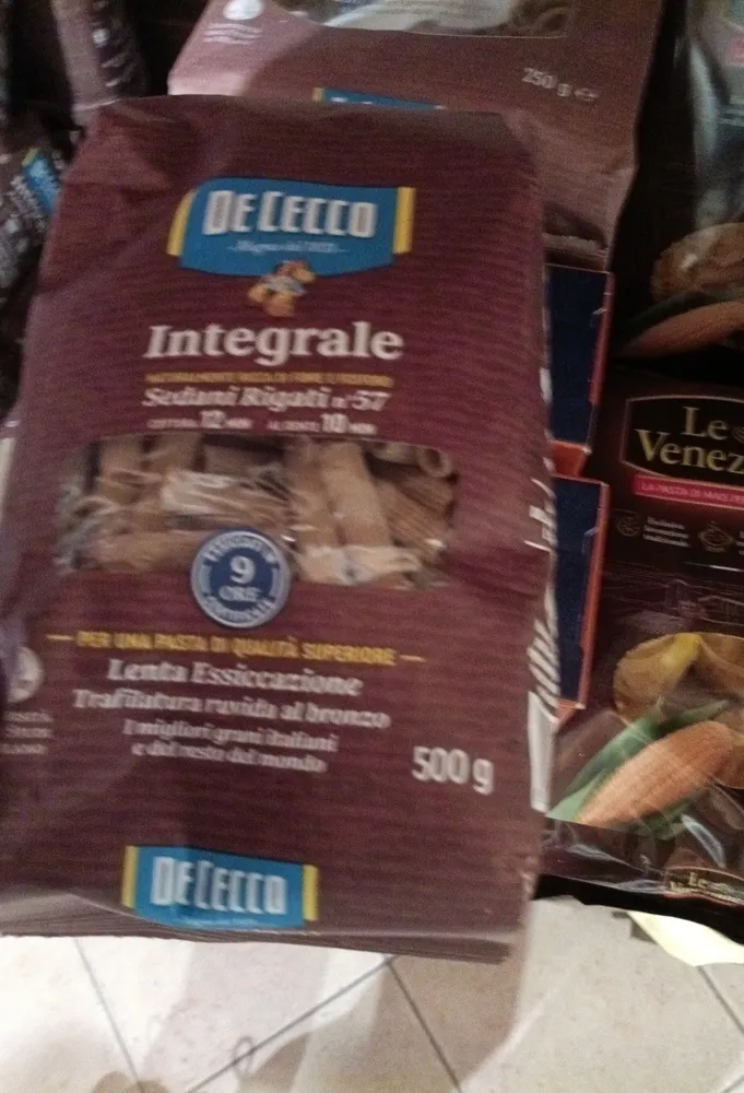 Pasta integrale sedano rigati