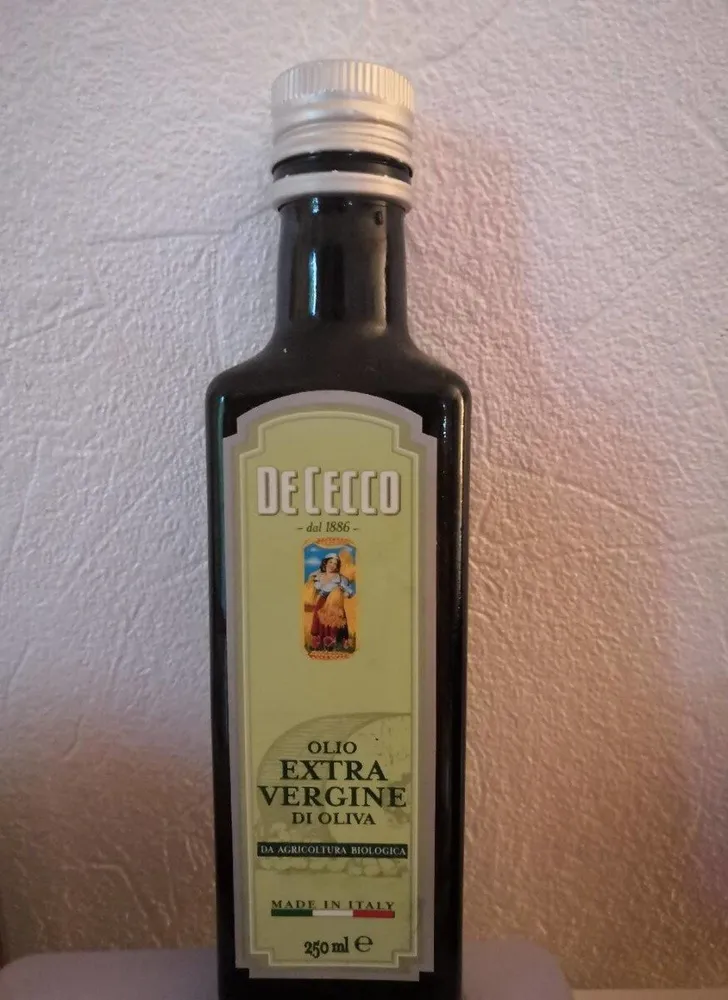 Olio EXTRA VERGINE DI OLIVA