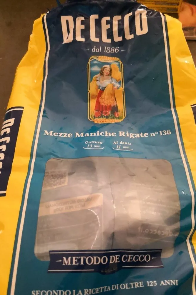 Mezze maniche rigate n°