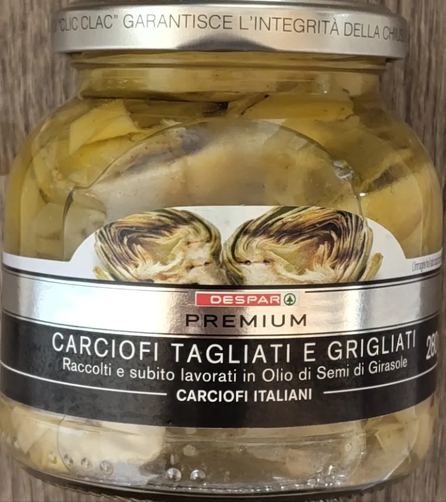 Carciofi tagliati e grigliati