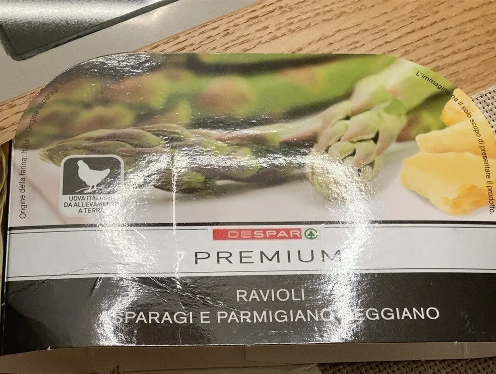 Ravioli asparagi e parmigiano