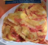 Ravioli di ricotta e spinaci al pomodoro