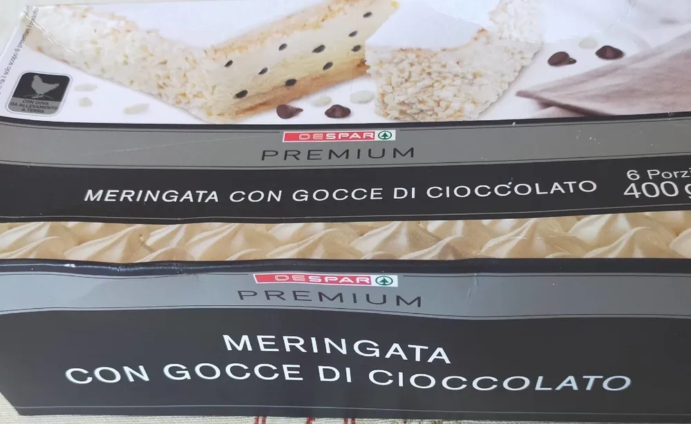 Meringata con gocce cioccolato