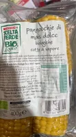 Pannocchie di mais dolce biologiche e cotte al vapore