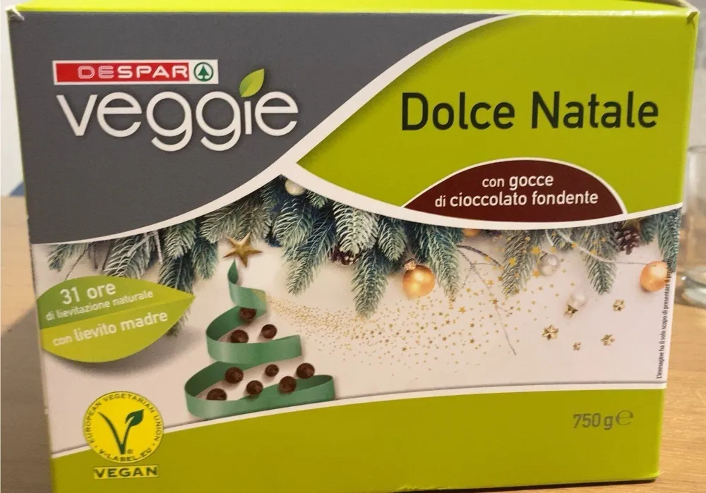Dolce di Natale con gocce di cioccolato