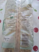 Muesli con semi e frutti di bosco