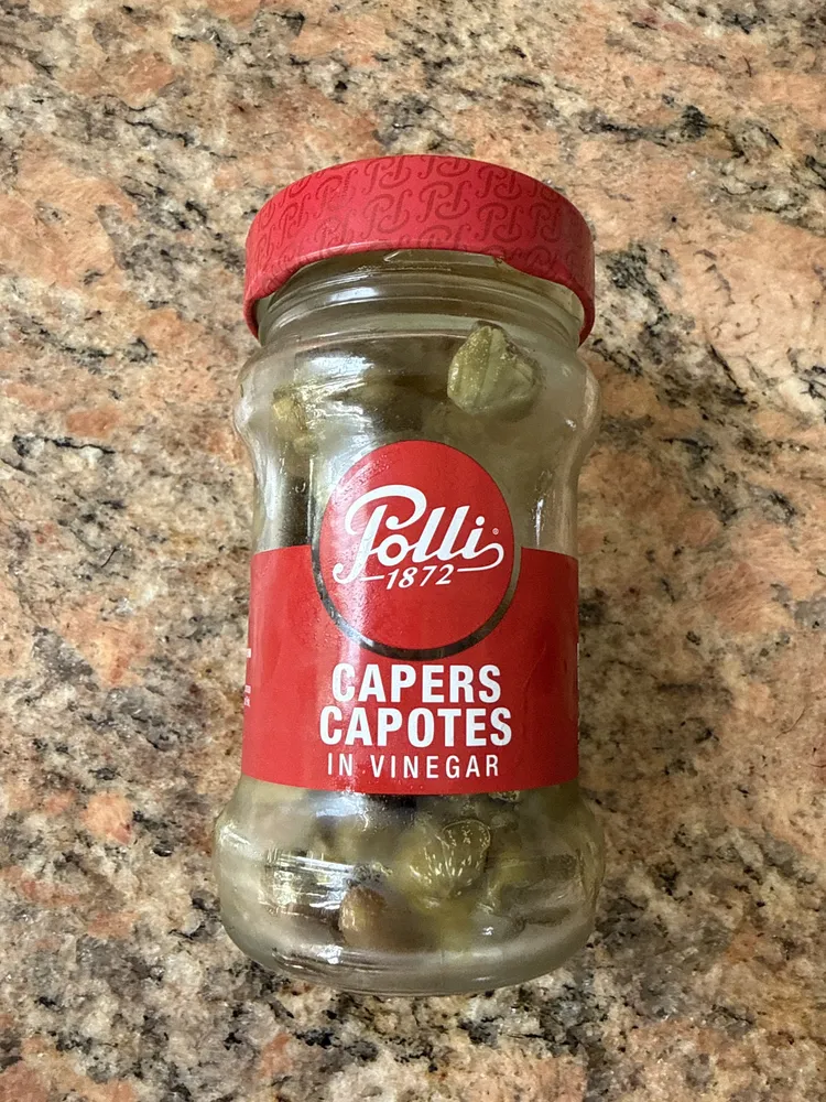 Capers in vinegar