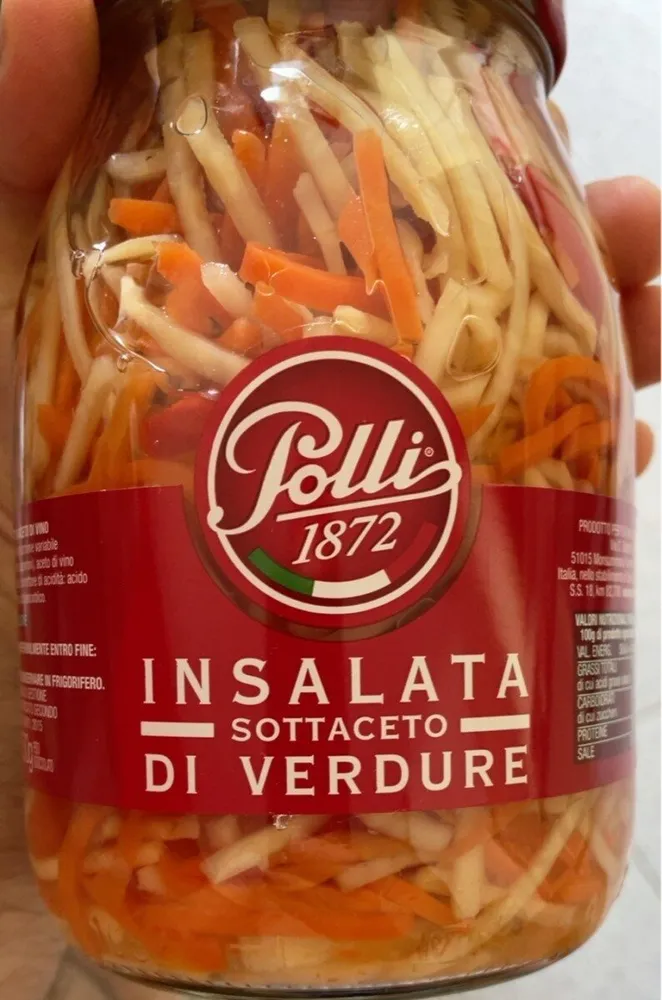 Insalata di verdure sottaceto