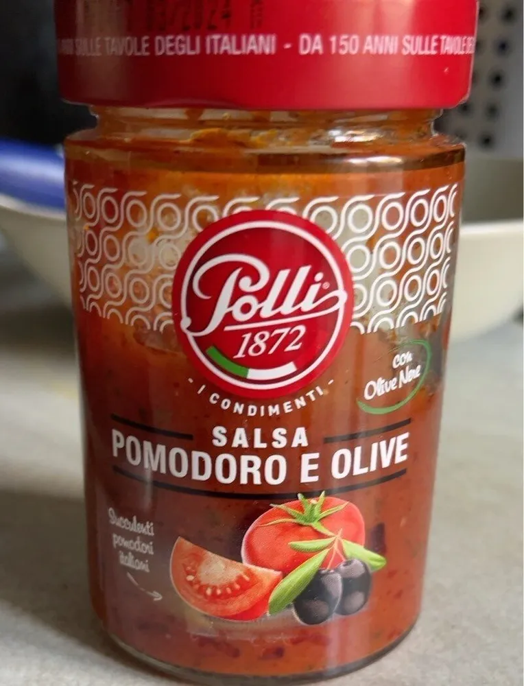 Salsa pomodoro e olive