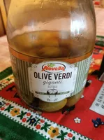 Olive verdi giganti intere