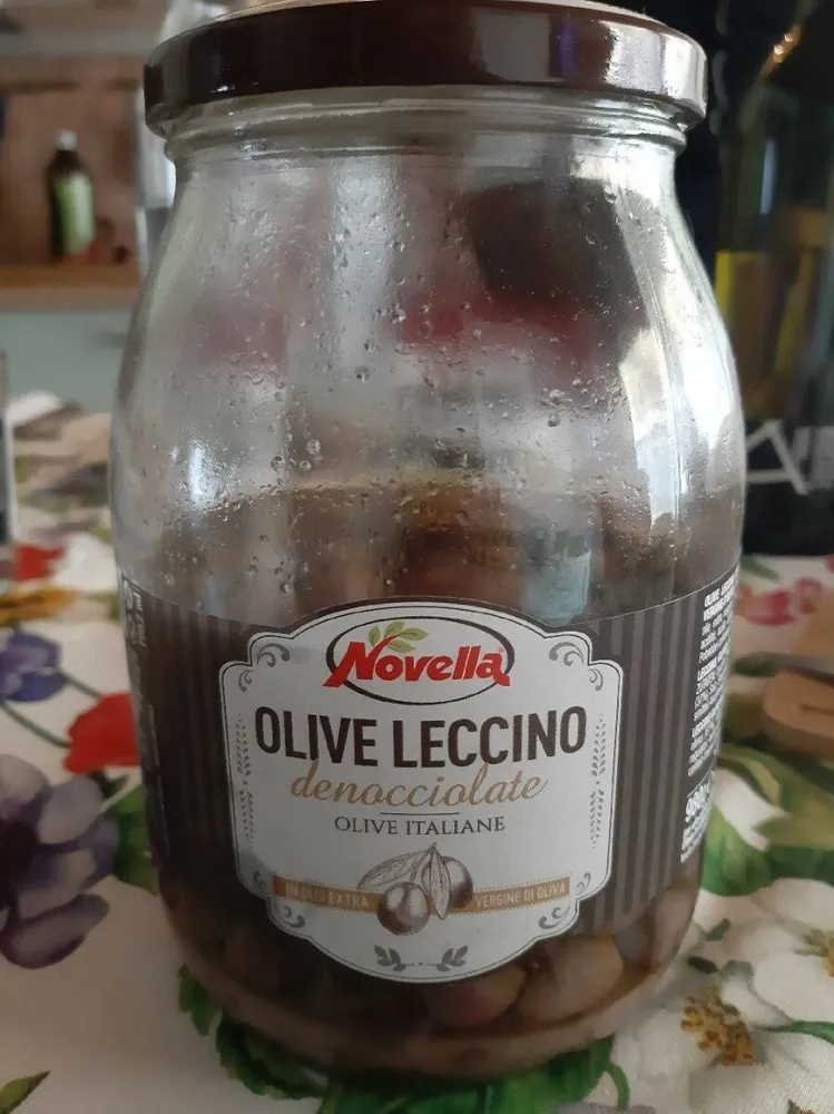 Olive leccino denocciolate