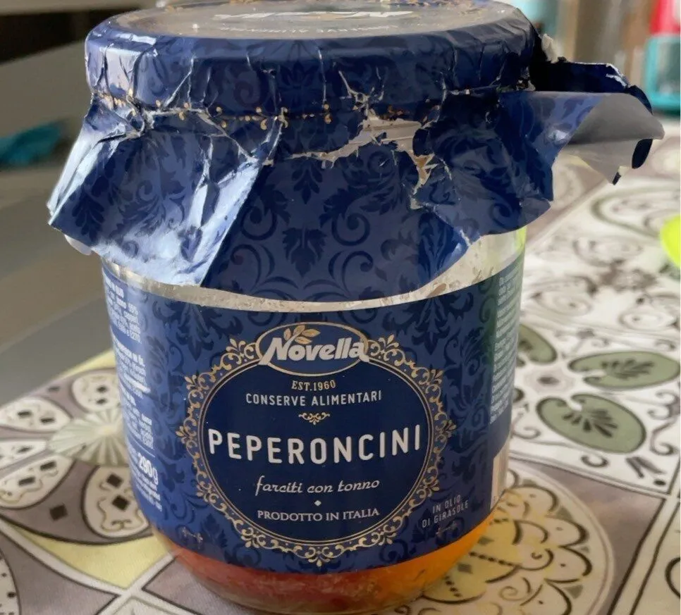 Peperoncini farciti con tonno