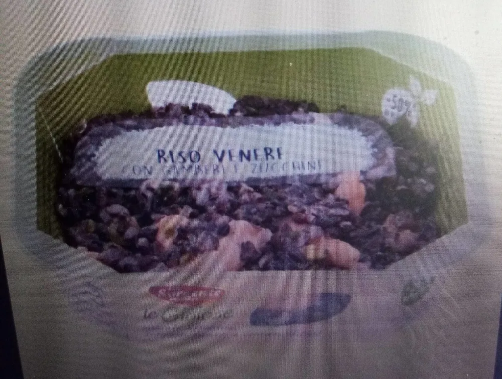 Riso Venere con gamberi e zucchine