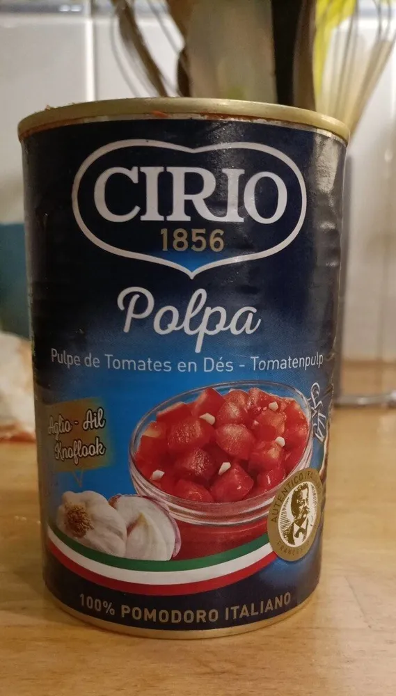 Pulpe de tomates en dés