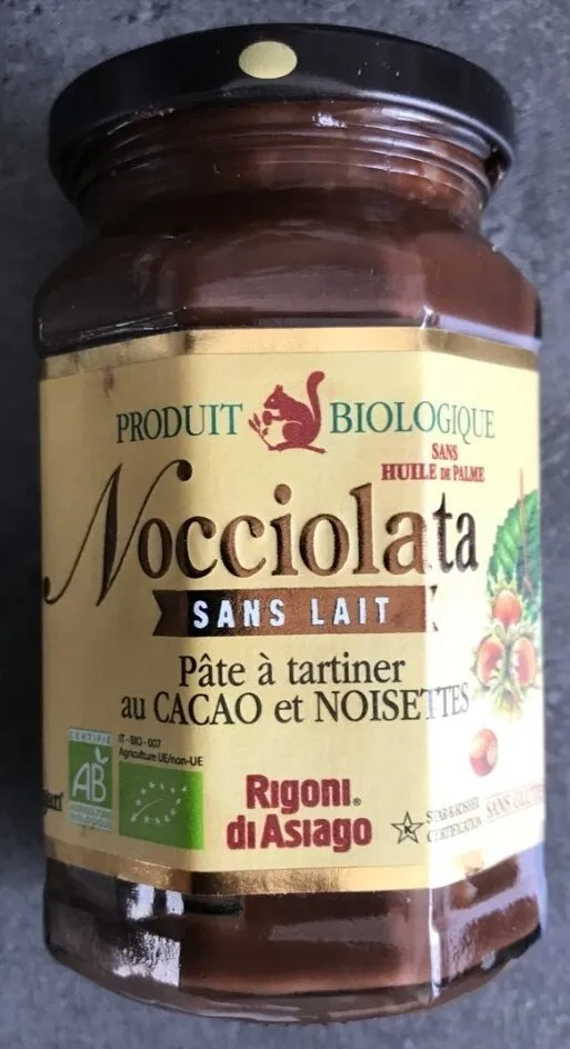 pâte à tartiner au cacao et noisettes