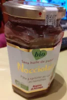Nocciolata pâte à tartiner au cacao et noisettes