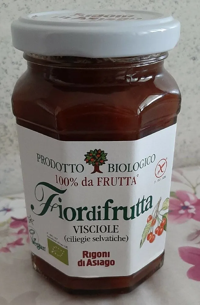 Fiordifrutta visciole (ciliegie selvatiche)