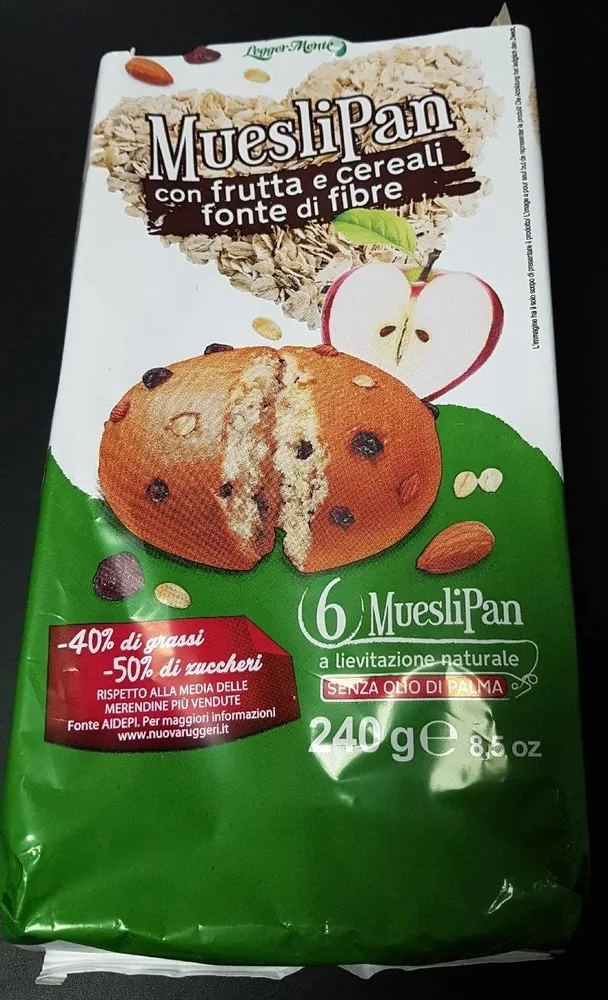 Muesli pan con frutta e céréali