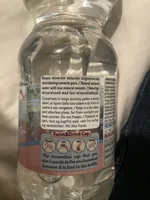 Acqua minerale naturale oligominerale microbiologicamente pura