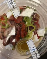 insalata con cetriolo feta greca pomodorini