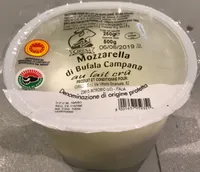 Mozzarella di bufala campana au lait cru