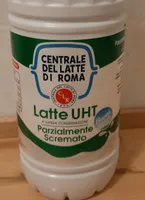 Latte UHT a lunga conservazione parzialmente scremato