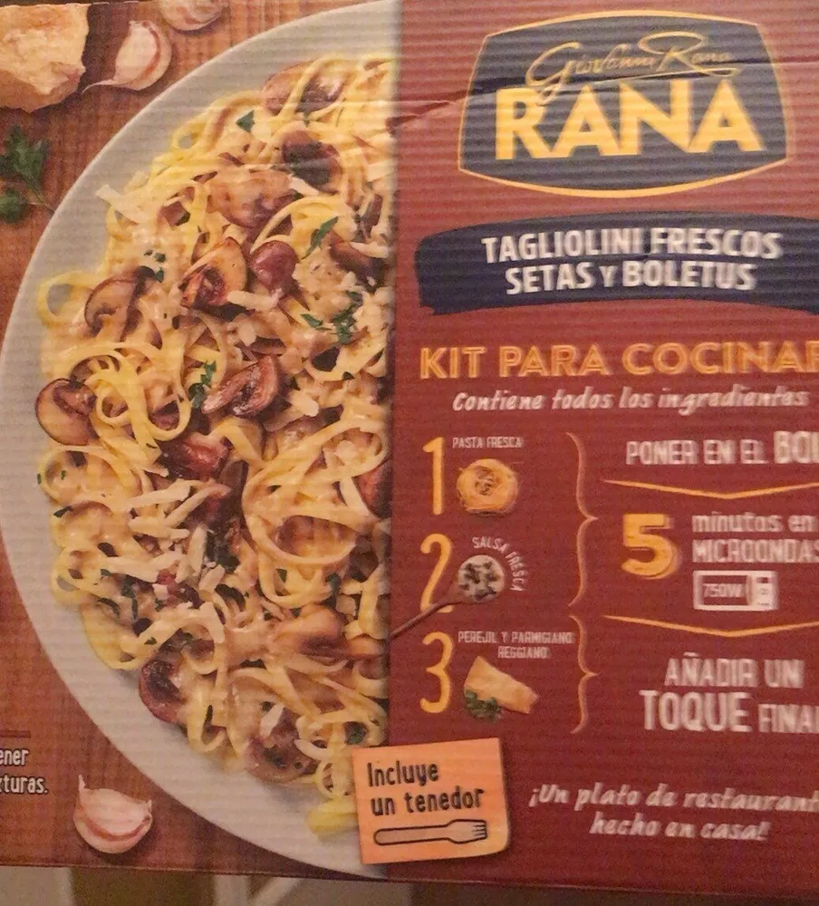 Tagliolini frescos con setas