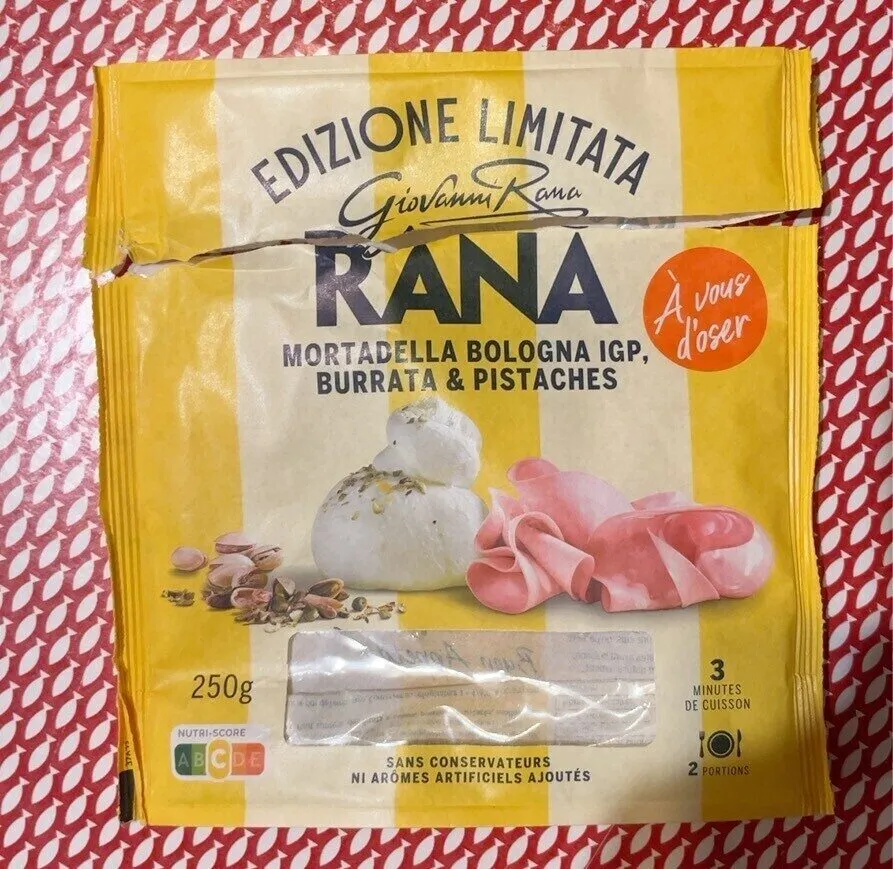 Mortadella bologna, burrata, pistaches