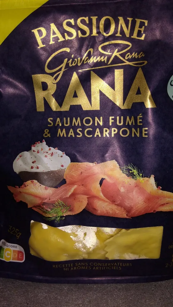 Pâtes fraîches aux œufs farcies au saumon et aux fromages