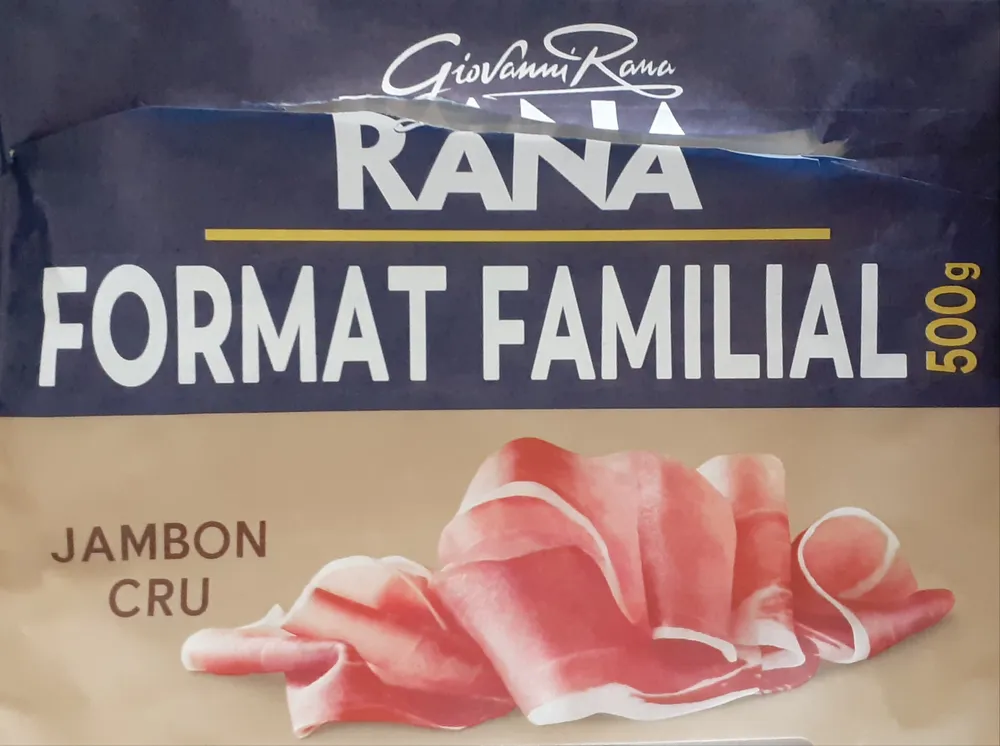 Pâtes fraîches aux œufs farcies avec jambon cru