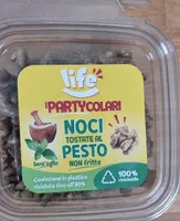 NOCI TOSTATE AL PESTO