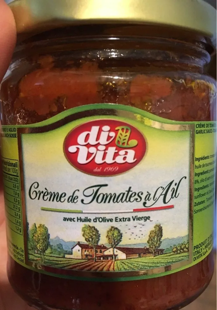 Crème de tomates à l'ail
